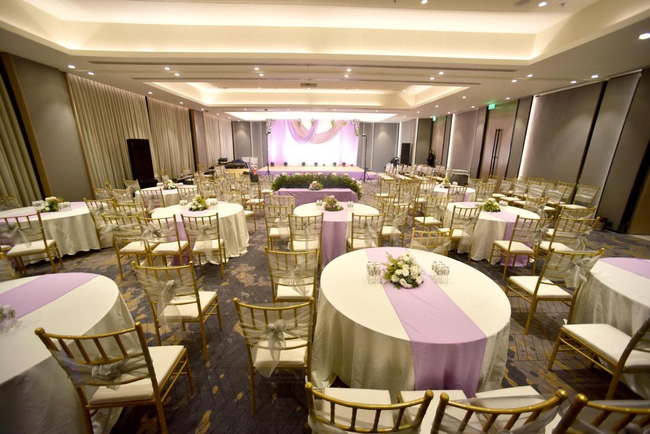 Fairfield By Marriott Vadodara Eksteriør bilde