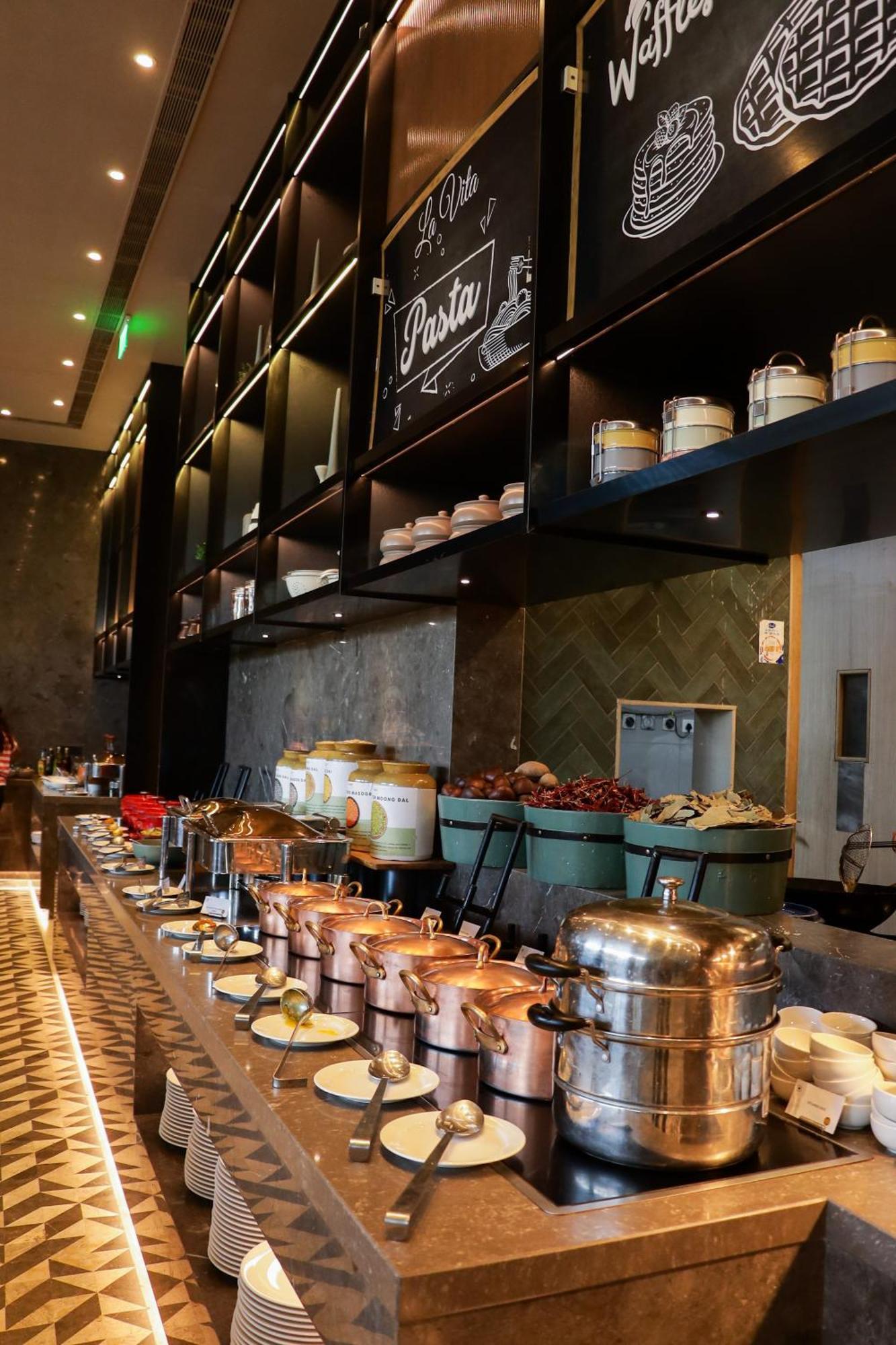 Fairfield By Marriott Vadodara Eksteriør bilde